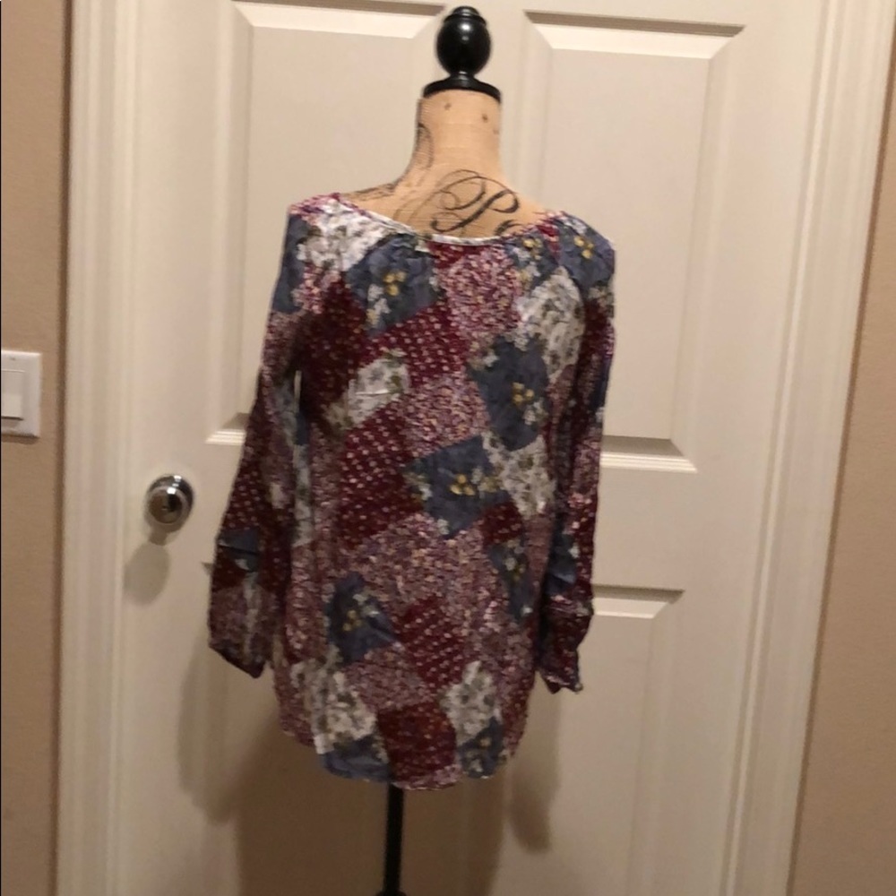 Multi colored patch work Top - Picture 5 of 5